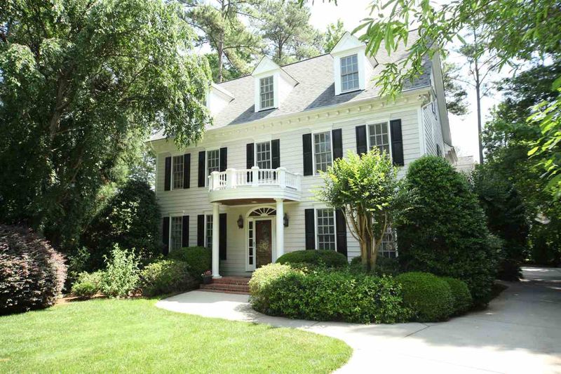 405 Victor Hugo Dr, Cary, NC 27511