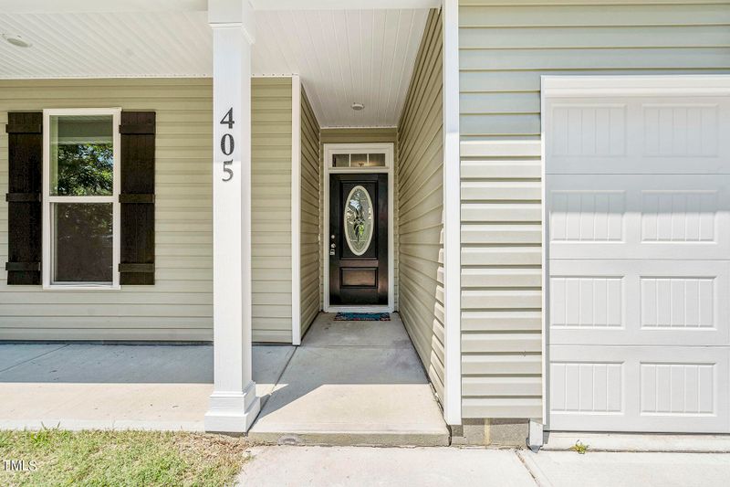 405 E Waddell St, Selma, NC 27576