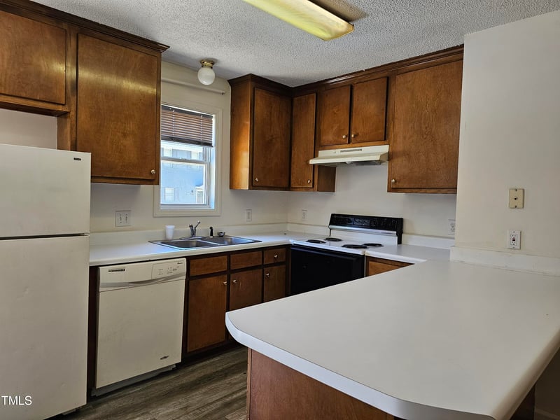 405 E Williams St, Angier, NC 27501