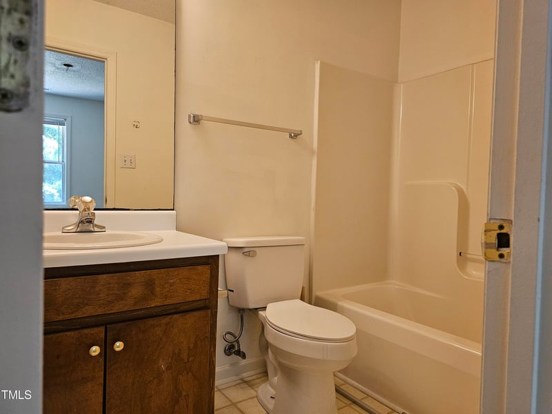 405 E Williams St, Angier, NC 27501