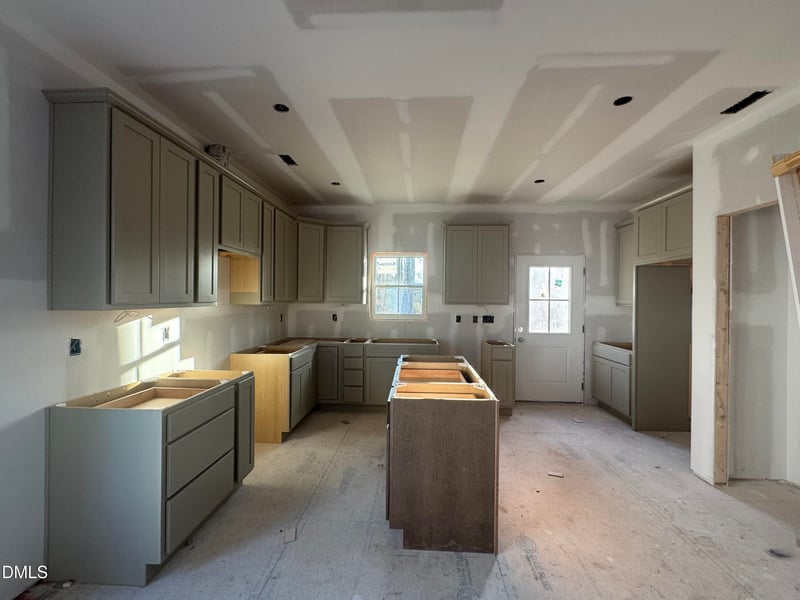 405 Winding Wood Dr, Clayton, NC 27520