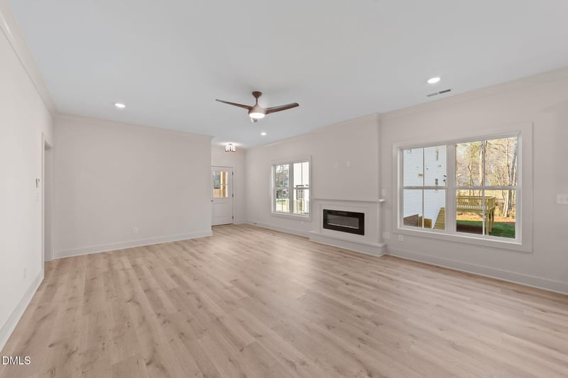 405 Winding Wood Dr, Clayton, NC 27520