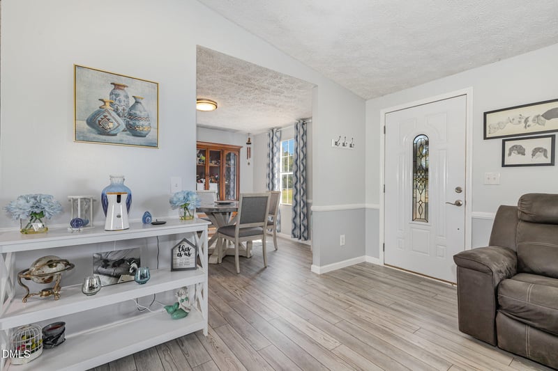 405 Woodruff Rd, Selma, NC 27576