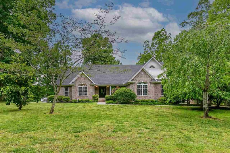 4051 Kee Pee Trl, Burlington, NC 27215