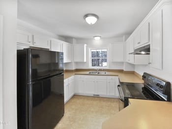 4054 Brooksdale Dr, Franklinton, NC 27525