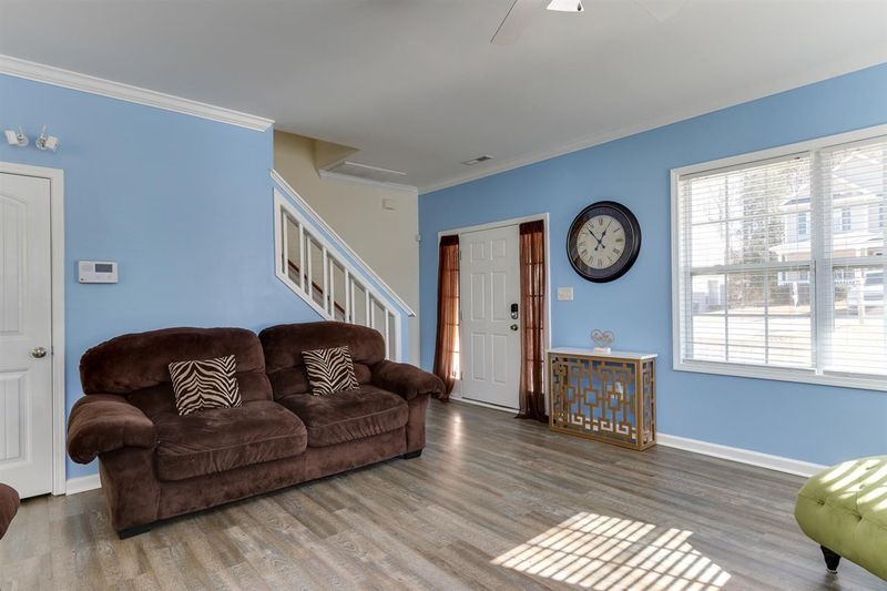 4054 Laurel Glen Dr, Raleigh, NC 27610