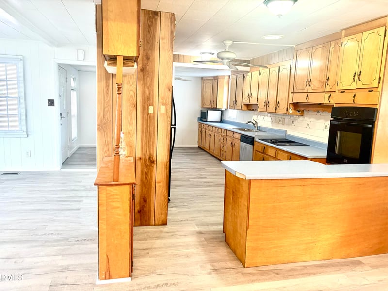 4055 Camden , Fayetteville, NC 28306