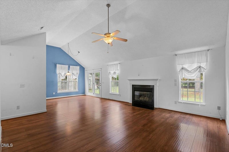 4058 Whispering Oaks Ct, Graham, NC 27253