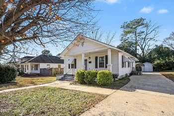 406 16th St, Erwin, NC 28339