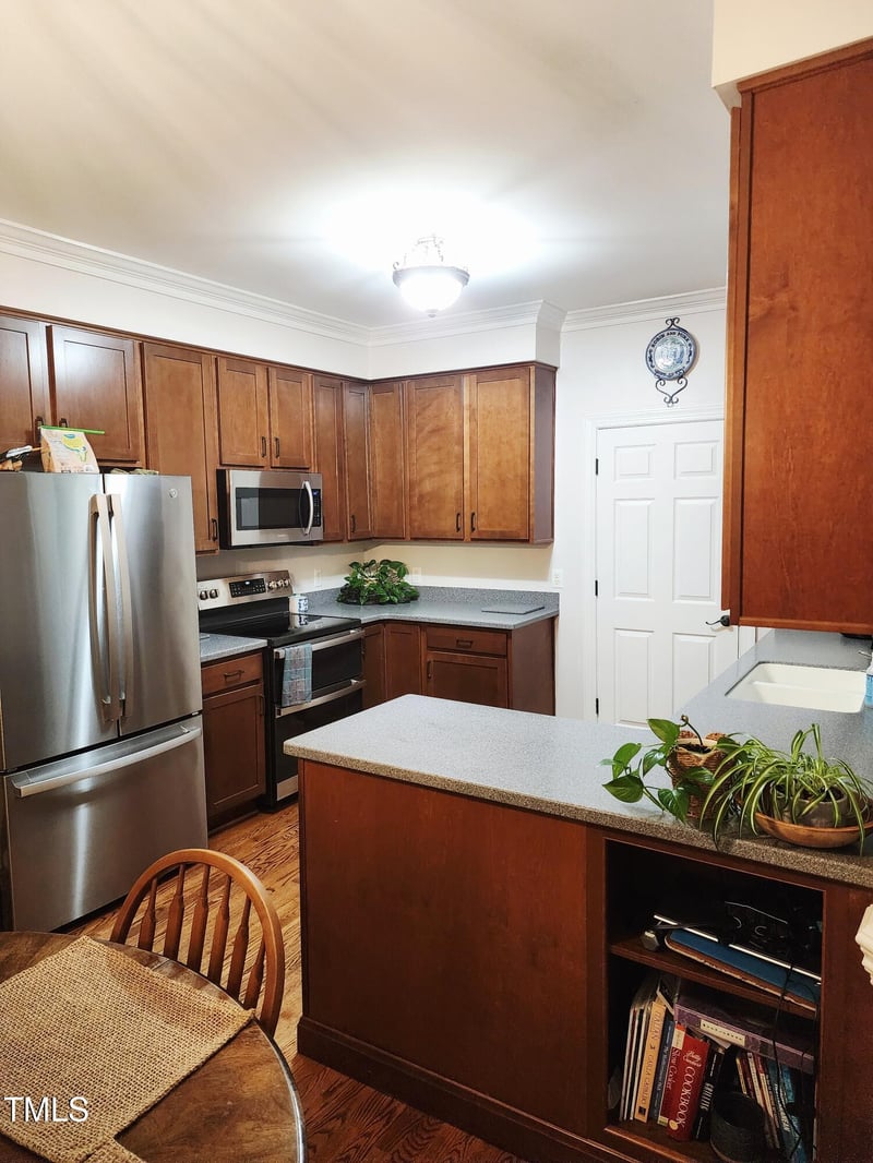 406 Abbey Oak Ln, Apex, NC 27502