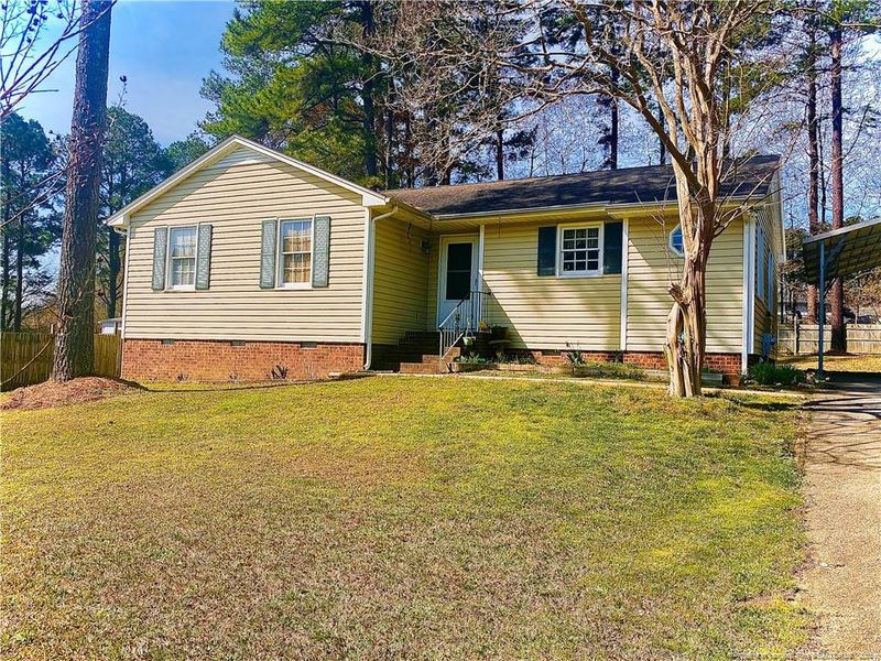 406 Abbott Dr, Sanford, NC 27330