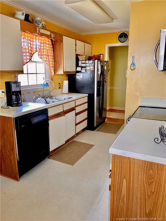 406 Abbott Dr, Sanford, NC 27330