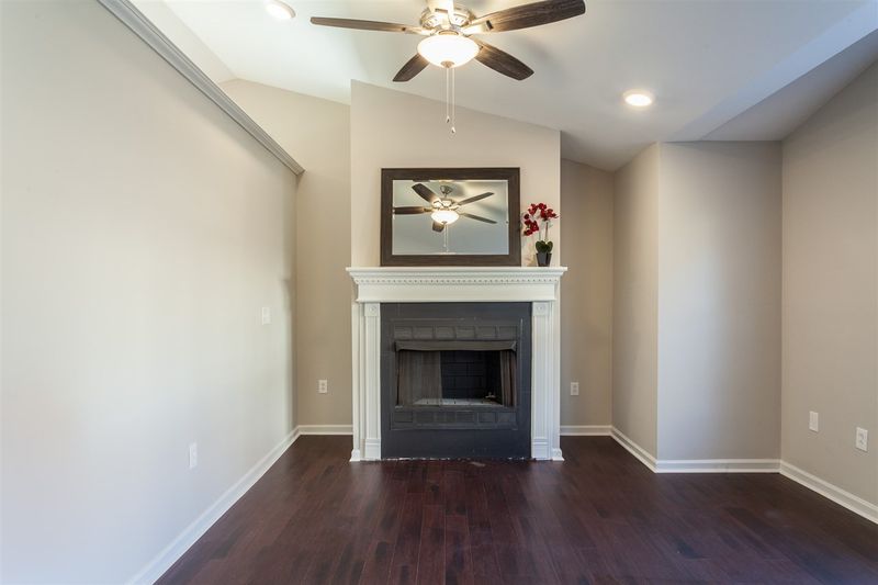 406 S Adams St, Durham, NC 27703