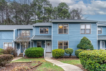 406 Applecross Dr, Cary, NC 27511