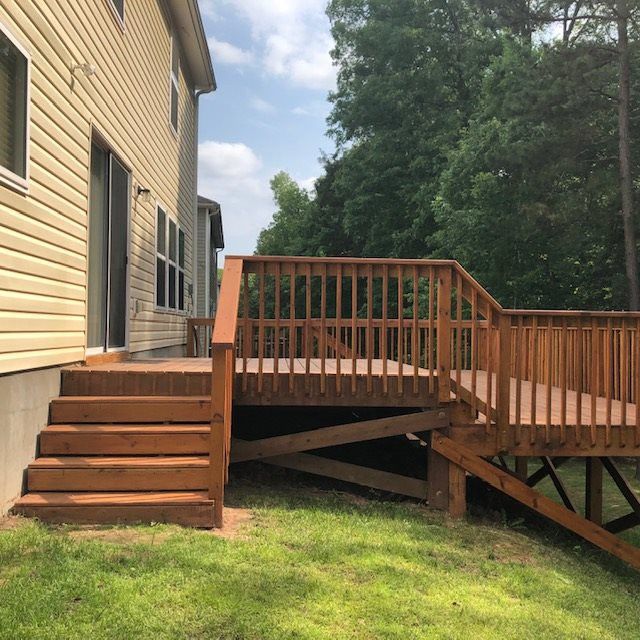 406 Ashburn Ln, Durham, NC 27703