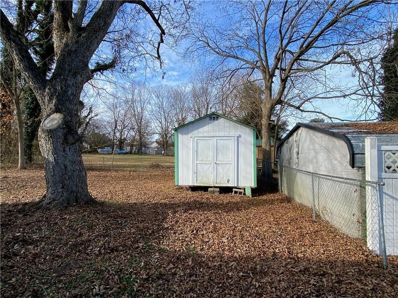 406 Burlington Ave, Burlington, NC 27249