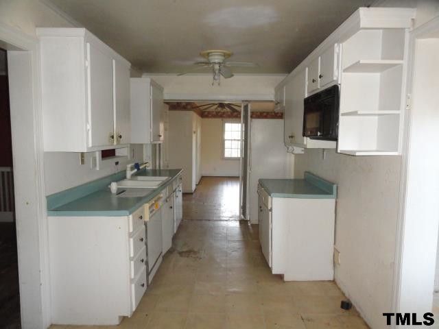 406 Cherry St, Selma, NC 27576