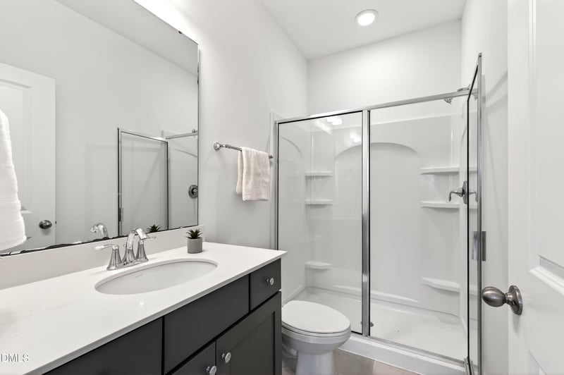 406 Clementine Dr, Cary, NC 27519