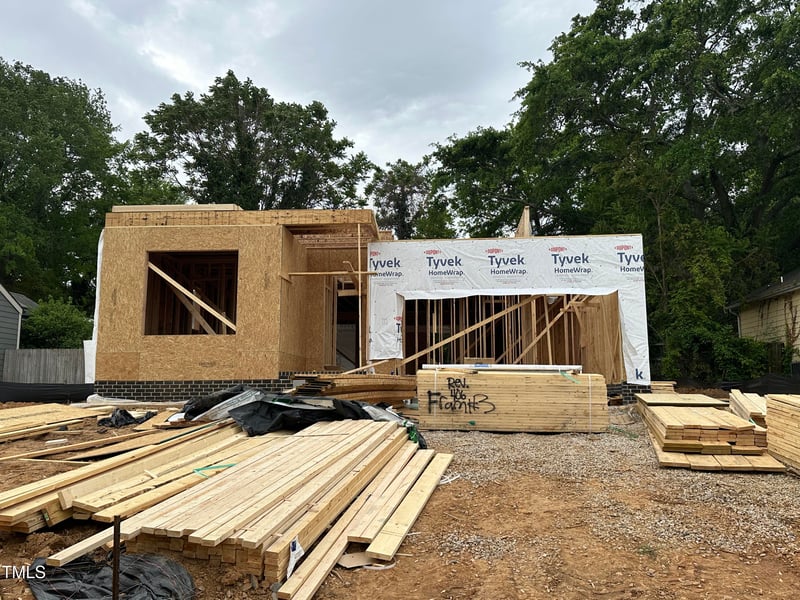 406 Columbia Dr, Raleigh, NC 27604