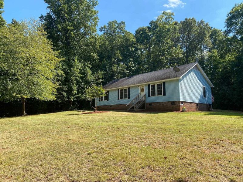 406 Country Routt Brown Rd, Pittsboro, NC 27312