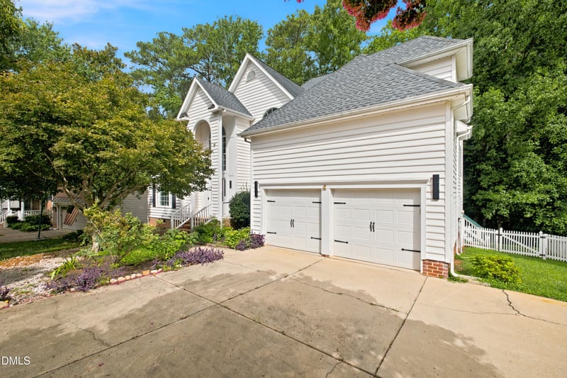 406 Cricketfield Ln, Cary, NC 27518