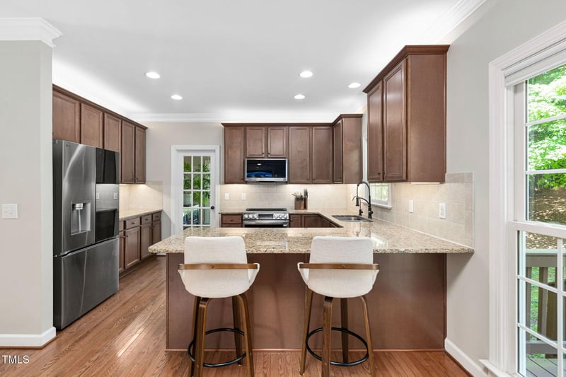 406 Dairy Farm Dr, Hillsborough, NC 27278