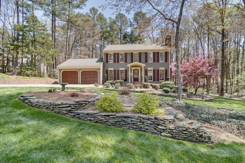 406 Dunhill Dr, Durham, NC 27713