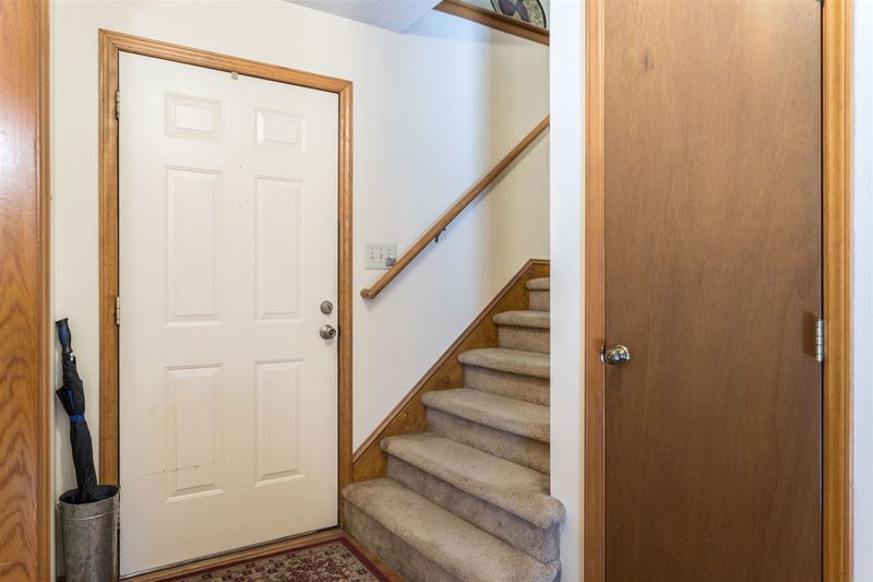 406 E Dynasty Dr, Cary, NC 27513