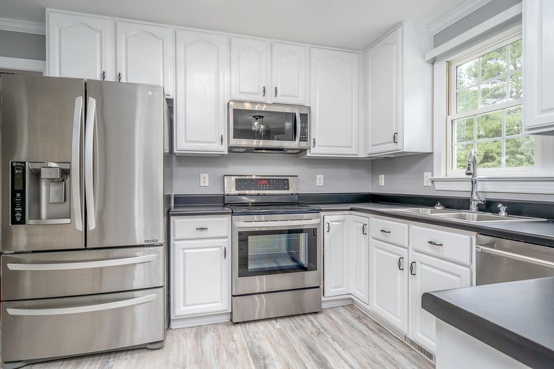 406 S Elm St, Creedmoor, NC 27522