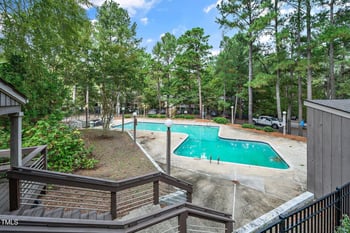 406 Fairoaks Cir, Chapel Hill, NC 27516