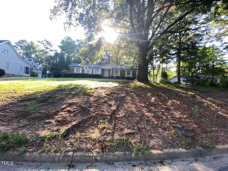 406 Hillcrest Rd, Apex, NC 27502