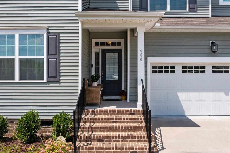 406 Holly Blossom Dr, Durham, NC 27713