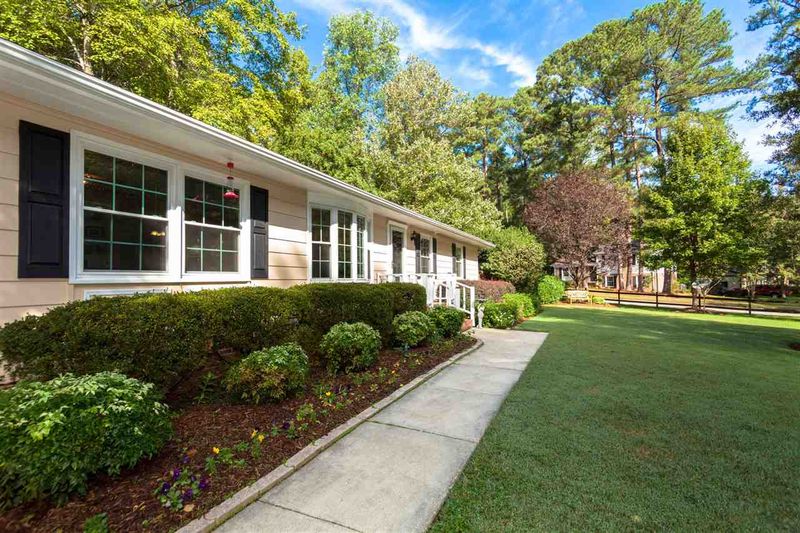 406 Hudson Ct, Cary, NC 27511