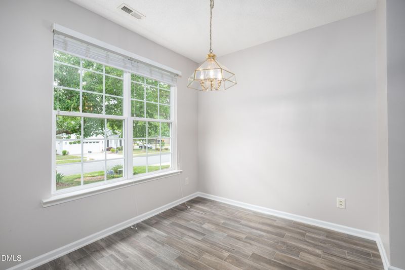 406 Indian Elm Ln, Cary, NC 27519