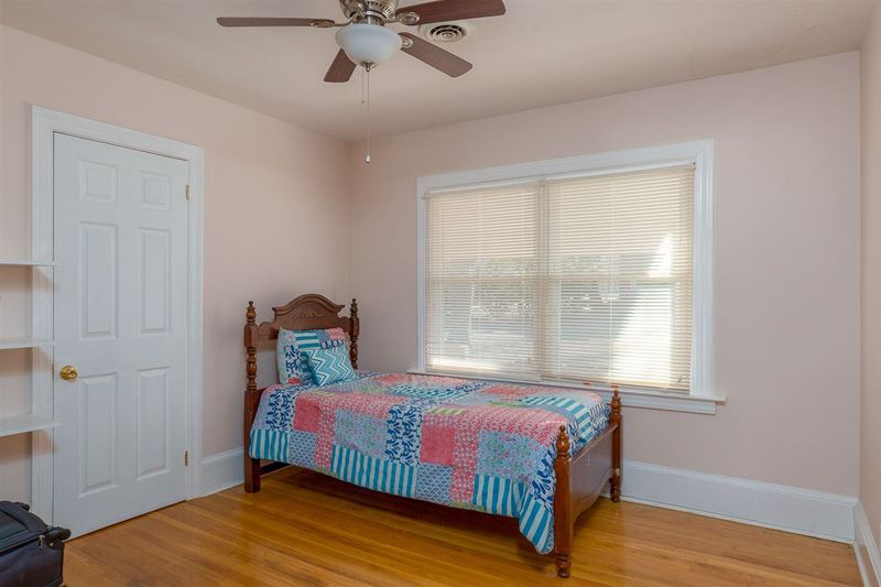 406 N Johnson St N, Benson, NC 27504
