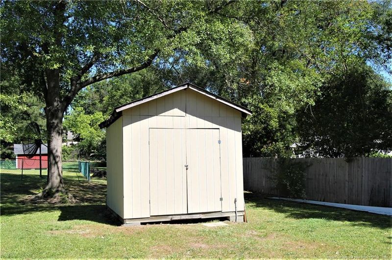 406 Judd St, Sanford, NC 27332