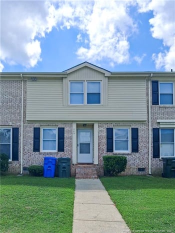 406 Kirkcaldy Ct, Fayetteville, NC 28314