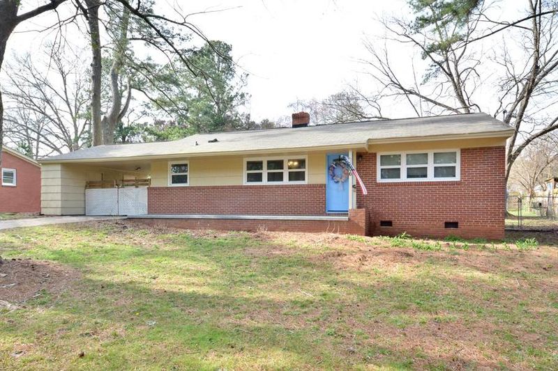 406 Lakeside Dr, Garner, NC 27529