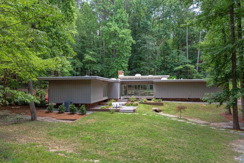 406 Lyons Rd, Chapel Hill, NC 27514