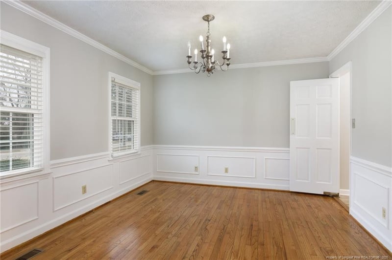 406 Murray Hill Rd, Fayetteville, NC 28303