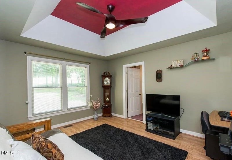 406 Neuse Ridge Dr, Clayton, NC 27527