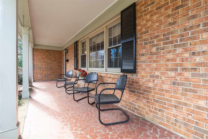 406 Page St, Cary, NC 27511