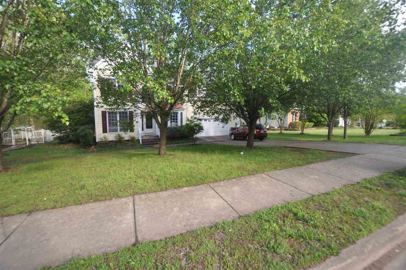 406 Perry Creek Dr, Chapel Hill, NC 27514