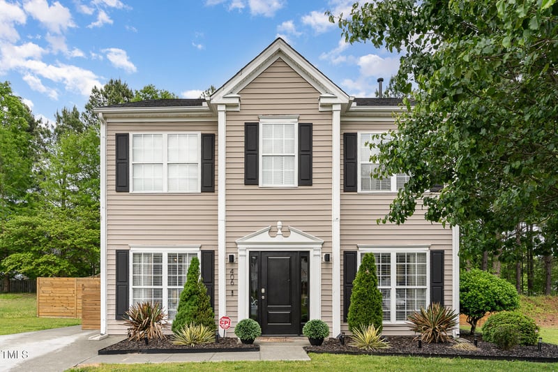 406 Sapphire Dr, Durham, NC 27703