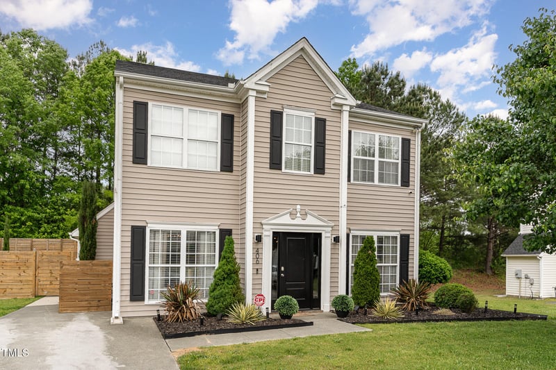 406 Sapphire Dr, Durham, NC 27703