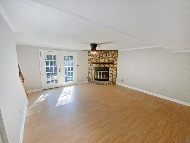 406 Shannonford Ct, Wake Forest, NC 27587