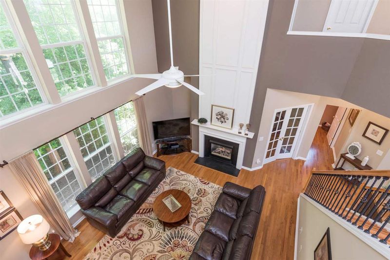 406 Sherwood Forest Pl, Cary, NC 27519
