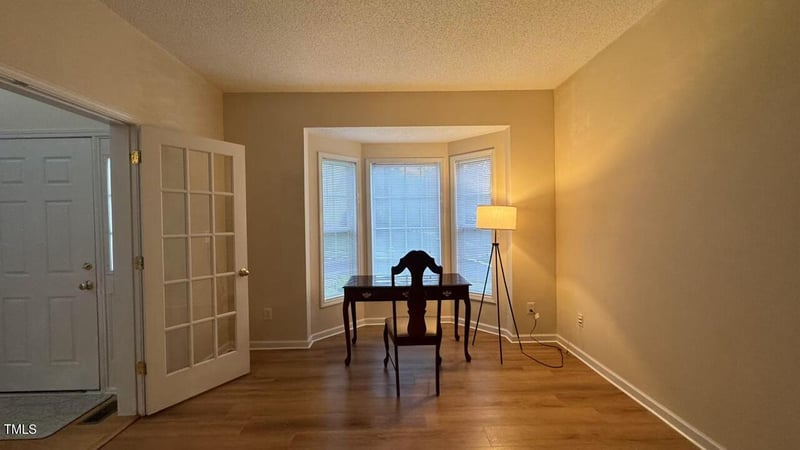 406 Somersview Dr, Chapel Hill, NC 27514