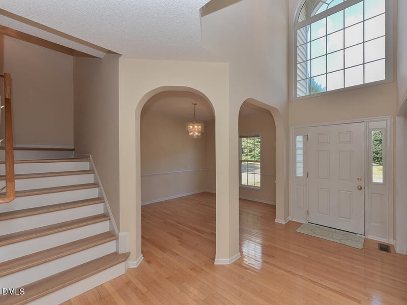 406 Somersview Dr, Chapel Hill, NC 27514