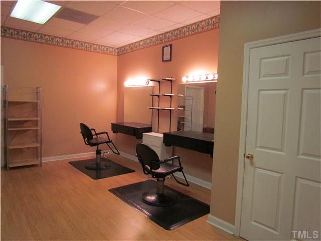 406 Us 1 North Hw #B, Youngsville, NC 27596